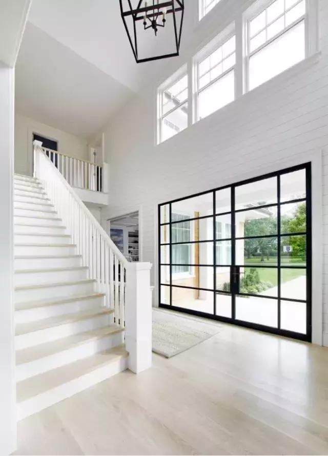 17x16m帶閣樓的歐式雙層別墅方案，浪漫清雅