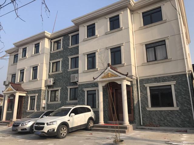 江蘇兄弟宅基地自建雙拼別墅，歐式奢華鄰居羨慕瘋！