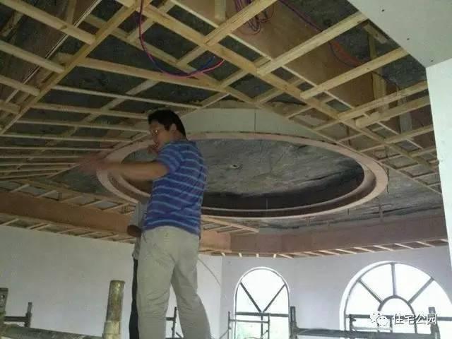 江西網友65萬建別墅，內部設計美，外有小溪環繞！