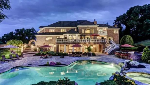 10套莊園式別墅，奢華典雅，媲美四合院