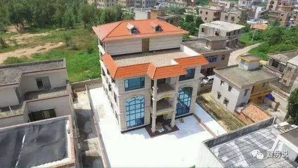 網友花兩年自建鄉村別墅，內外裝修明顯比一般人有品位