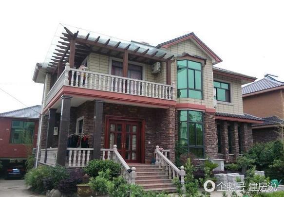 網友曬各自村里最漂亮的農村別墅，沒想到農村這么富裕了