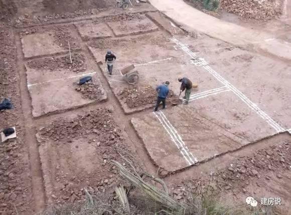 實拍四川網友自建二層農村別墅，在村里是獨一無二