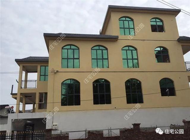 自建房帶超大庭院、泳池，看完都不想在城里買房了