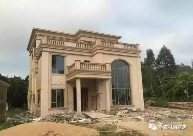 實拍農村已經建好的別墅戶型，完爆網上的效果圖