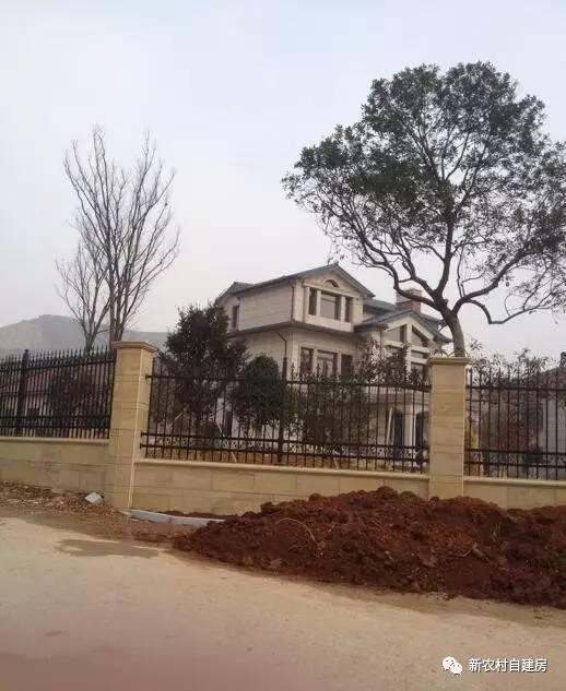 土豪曬500萬農(nóng)村自建房，沒想到最后卻被網(wǎng)友扒皮