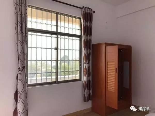 老板自建豪華洋氣的三層農(nóng)村別墅，不愧是福建的房子！