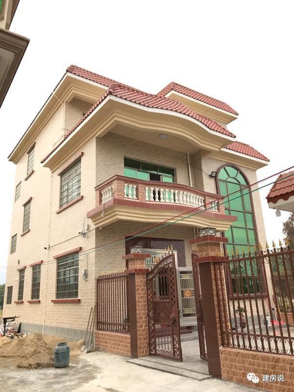 老板自建豪華洋氣的三層農(nóng)村別墅，不愧是福建的房子！