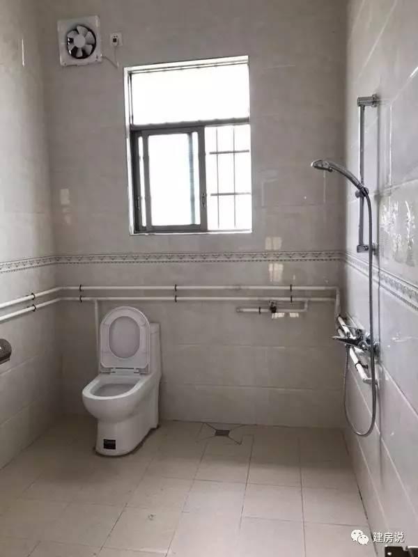 老板自建豪華洋氣的三層農(nóng)村別墅，不愧是福建的房子！