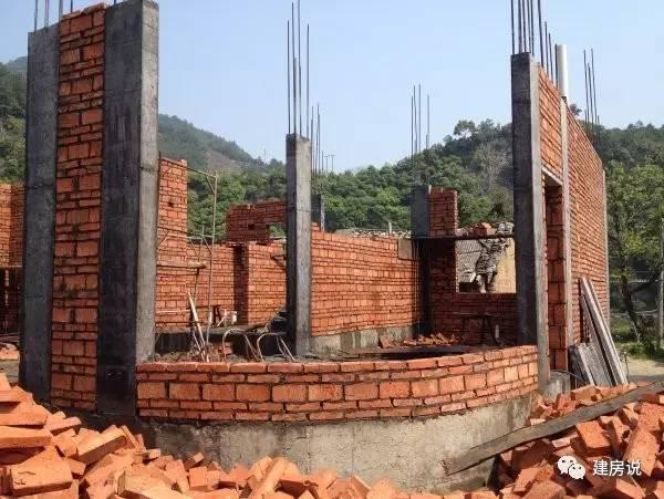 浙江網友自建三層農村別墅，引全村仿建倍有面子