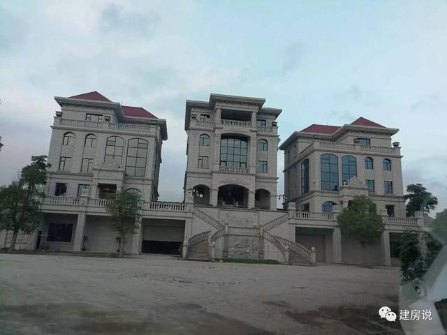 鏡頭下的漂亮房子，城里人都驚嘆農村住上了別墅