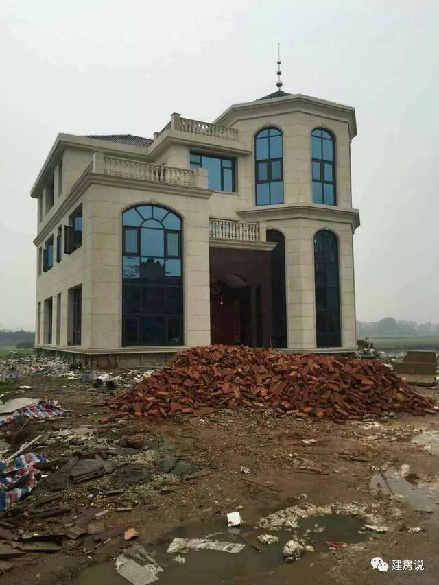 鏡頭下的漂亮房子，城里人都驚嘆農村住上了別墅