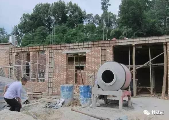 陜西二層農村小別墅，建好了風格很別致