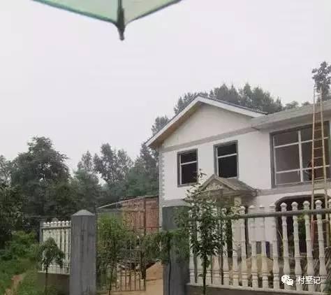 陜西二層農村小別墅，建好了風格很別致