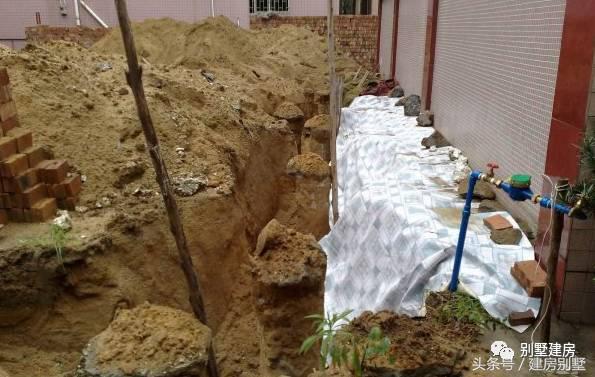 鄰居家有小孩出生，我的房子就不能建了，這種風(fēng)俗你村有嗎？