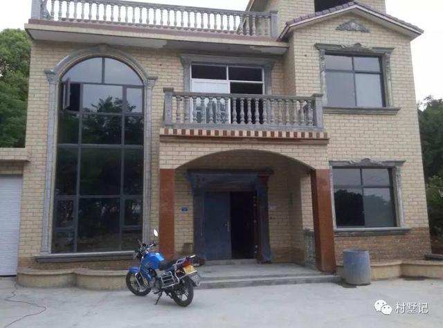 精選各地農村建的最多的別墅，一建好就火遍全村