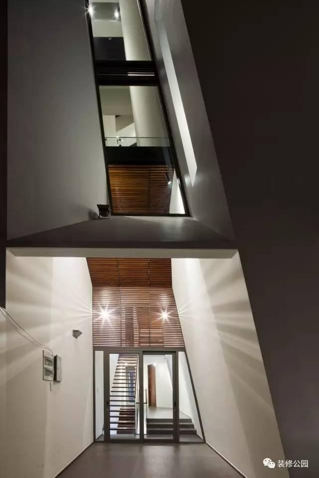 7.5X15米現代鄉村別墅，設計核心是采光，帶地下室含平面圖