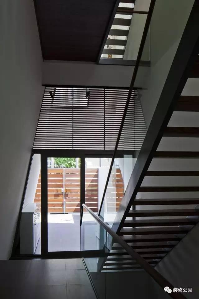 7.5X15米現代鄉村別墅，設計核心是采光，帶地下室含平面圖