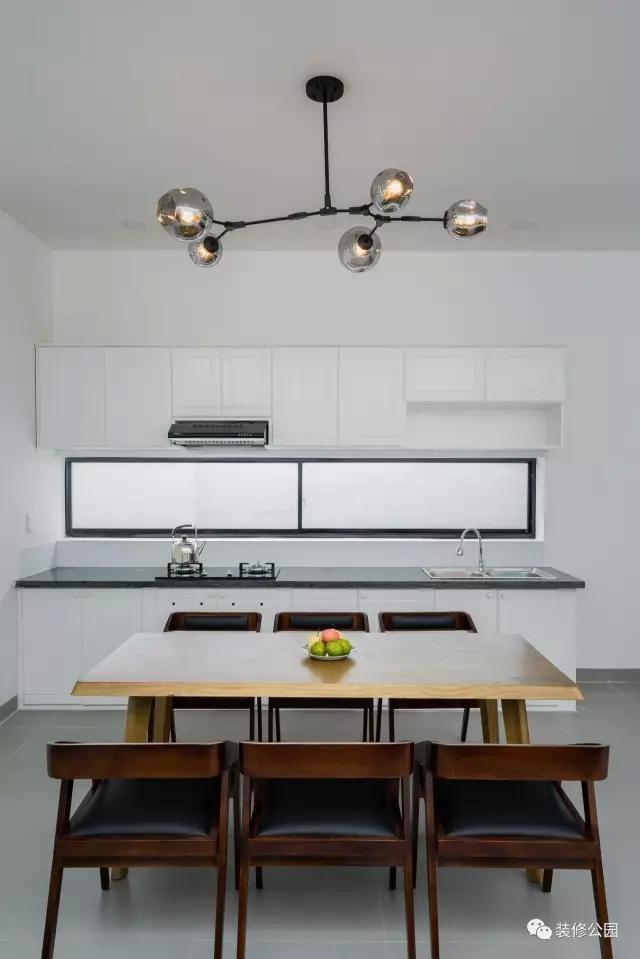 傳統堂屋加現代客廳，這才是農村別墅正確打開方式