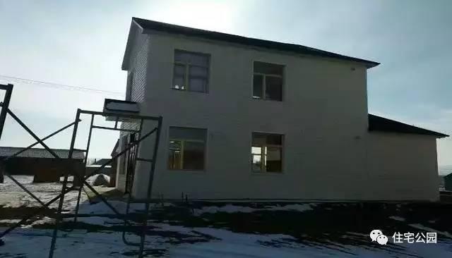 24萬裝修全包的鋼別墅，你還覺得在農村發展不起來嗎？