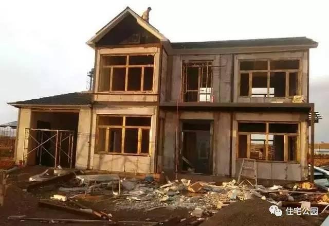 24萬裝修全包的鋼別墅，你還覺得在農村發展不起來嗎？