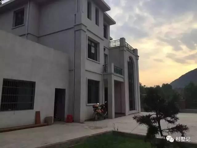 網友在老家建農村別墅，大面積落地窗讓家里每個人都點贊