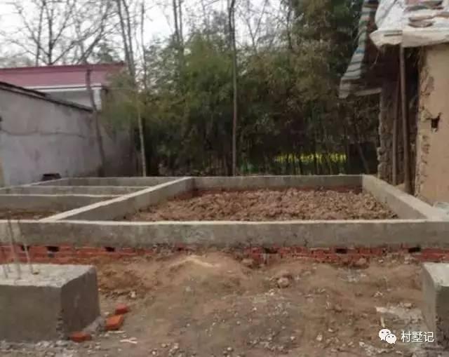 20萬將舊房子翻蓋成農村別墅，村長都點贊