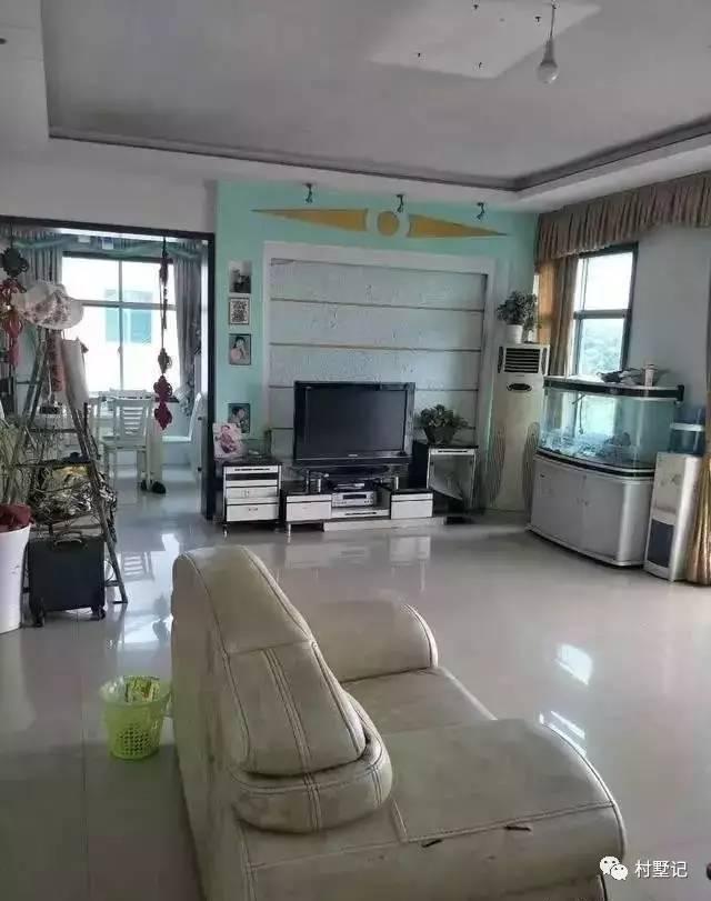 有錢(qián)有地就建農(nóng)村別墅，花花草草大院子居住格外舒適