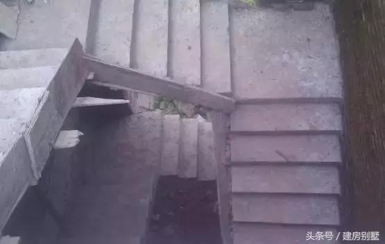 自建三層小別墅施工方式引熱議，江西老表說出了心里話