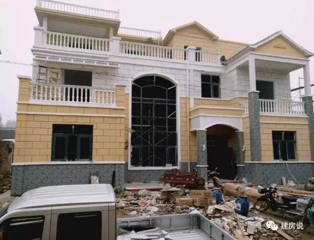 80后花50萬自建三層別墅，造型漂亮惹村里人都羨慕