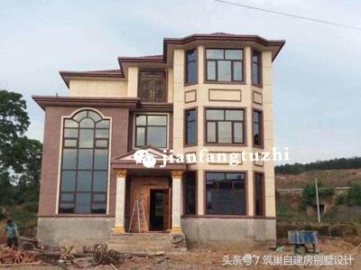 幾組別墅效果圖和完工圖對比，完工圖比效果圖更漂亮