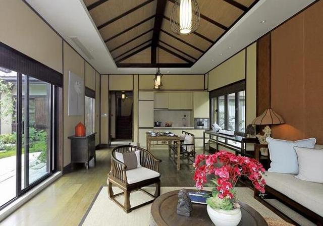 沿湖農(nóng)村蓋起“超靈氣”別墅！造價30萬、40萬、50萬？