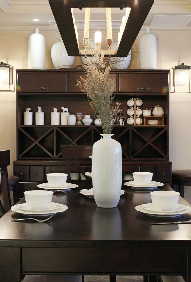 雙胞胎兒子結婚！鄭州某富豪裝兩套300平別墅作為婚房！