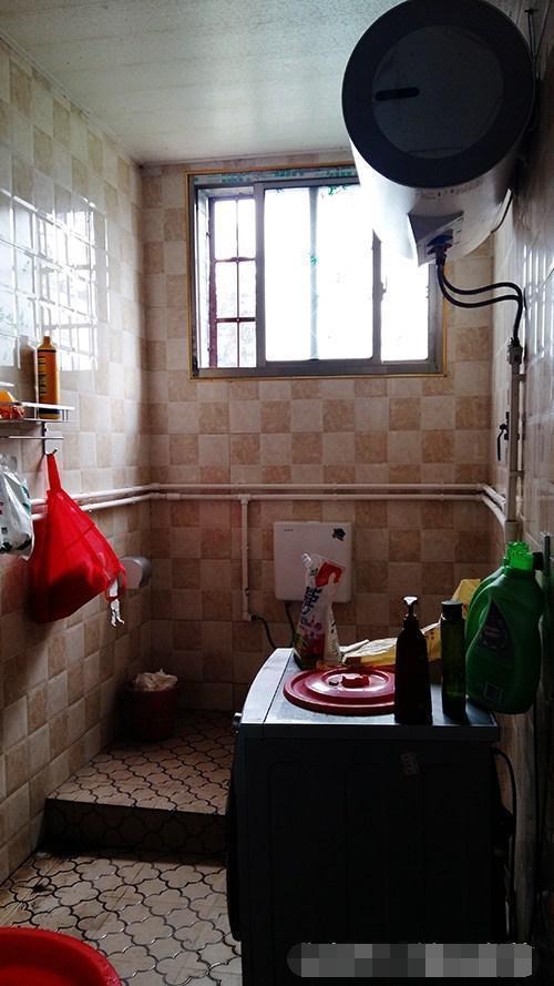 離開深圳7年，曬曬我姐農村自建別墅，博古架和樓梯太贊了！