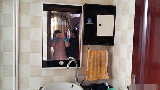 離開深圳7年，曬曬我姐農村自建別墅，博古架和樓梯太贊了！