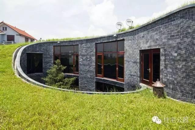 別墅 | 自建房別墅做成這樣也是絕了，滿眼的綠色！