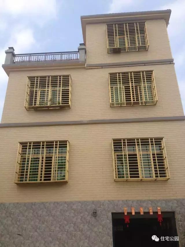 帶地下室的農村三層別墅，造價100萬，實拍！