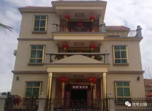 帶地下室的農村三層別墅，造價100萬，實拍！