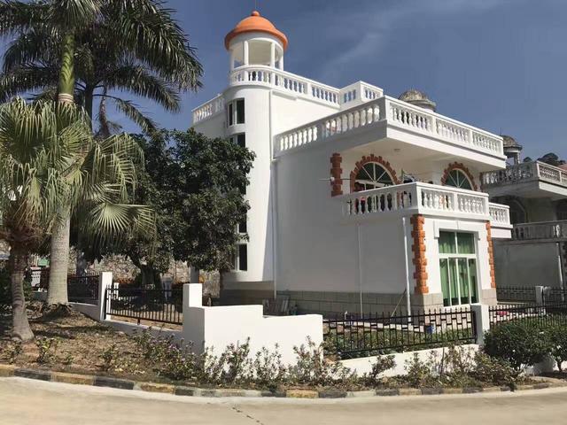 曬曬我在深圳大梅沙三千萬的海景別墅！