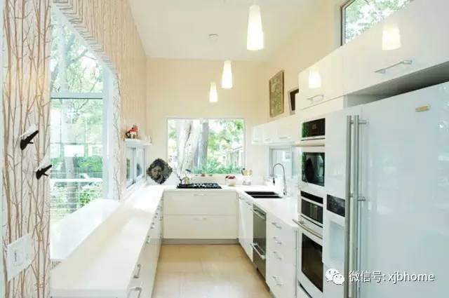 她用5個集裝箱，建起一棟絕美別墅！