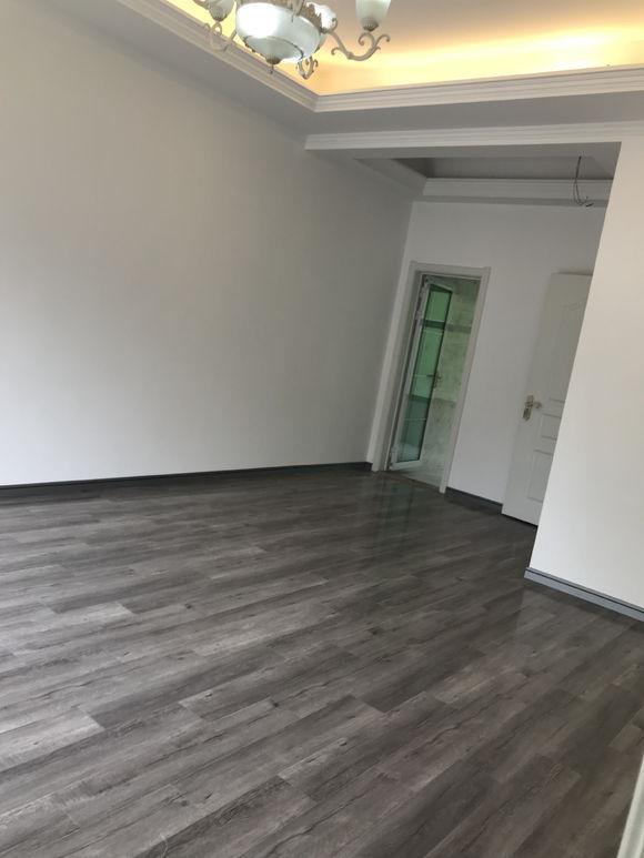 曬曬剛蓋好鄉村小別墅，找老婆就靠它了