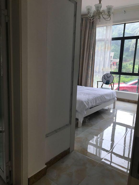 曬曬剛蓋好鄉村小別墅，找老婆就靠它了