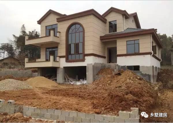 在農村花30萬自建房，看起來像百萬效果