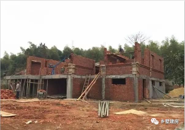 在農村花30萬自建房，看起來像百萬效果