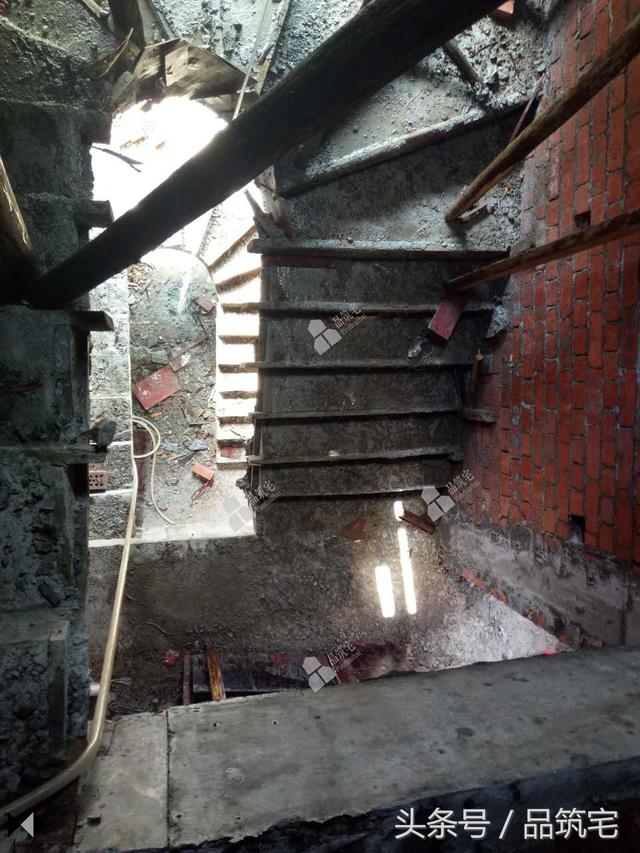 二層西班牙風格別墅方案展示，從設計到完工全過程，還帶裝修