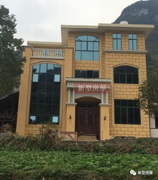 幾棟完工的農村房屋實拍照片，一棟賽一棟的漂亮