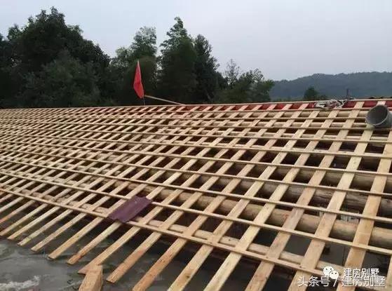 曬曬我家和表哥家的自建房，有設(shè)計和沒設(shè)計區(qū)別真大