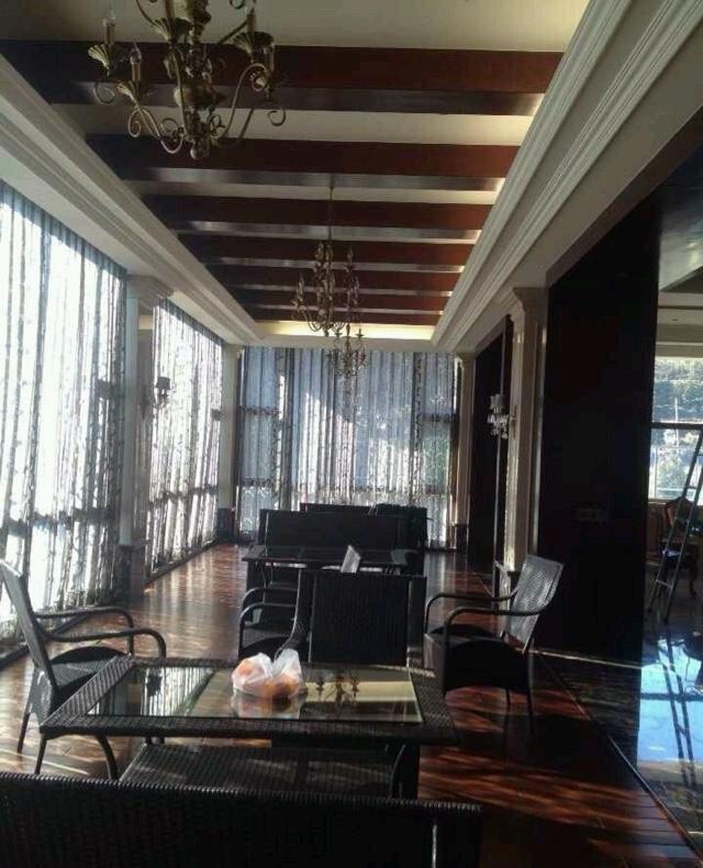 曬曬我家2000平山村小別墅，光裝修花了200多萬！