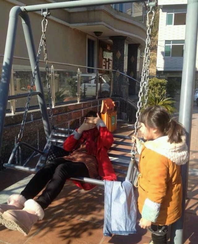 曬曬我家2000平山村小別墅，光裝修花了200多萬！