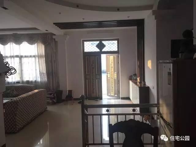 父子二人攜手設計圖紙，60萬建舒適別墅！